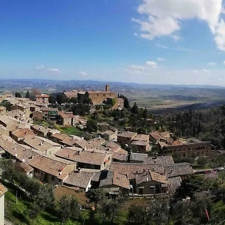Historic Center With Private Garage Montalcino
